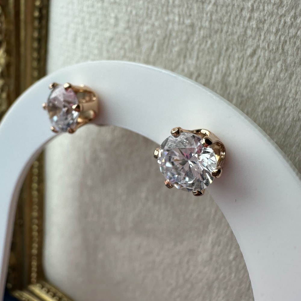 Elegant Clear ZC  Gold Filled  Stud Earrings